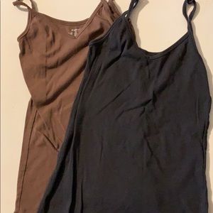 2 old navy tank tops size small